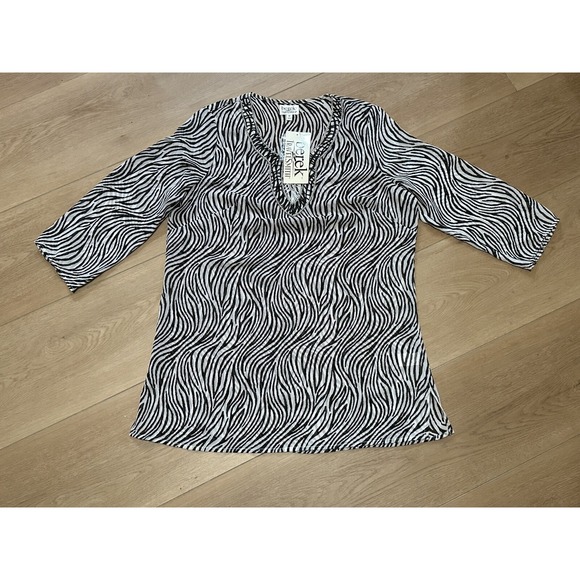 berek Sweaters - Berek Travelsmith Sheer Top Womens Medium Black White Floral Hand Sewn Beads New